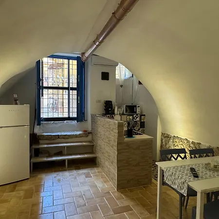 Capsule hotel Da Matteo *