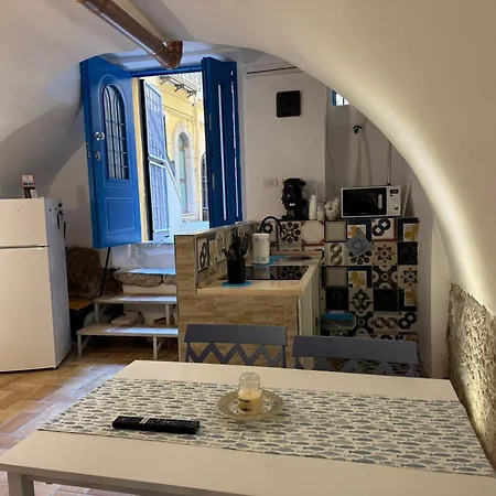 Capsule hotel Da Matteo